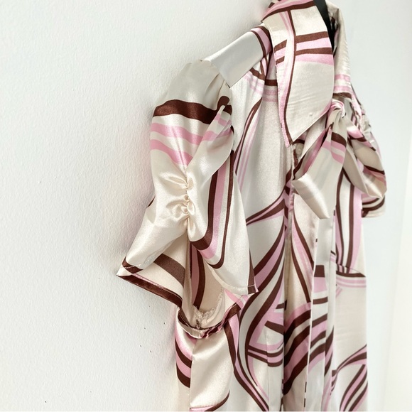 Free w Purchase • Y2K BCBG Satin Button-Up Blouse - Picture 5 of 9